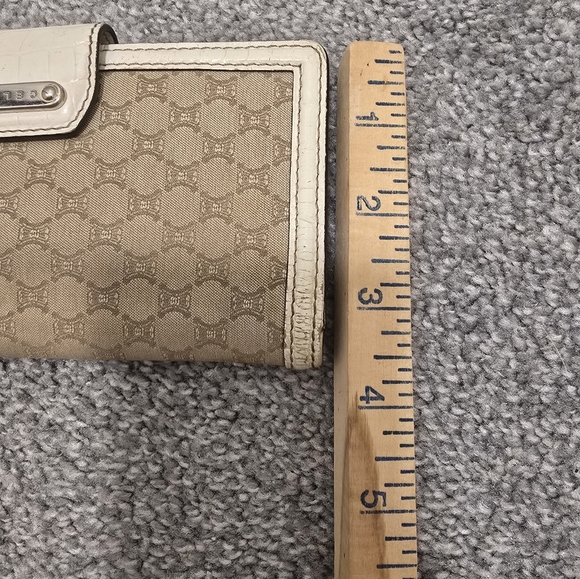 Celine Vintage Canvas Trifold Wallet Neutrals Classic Chic Luxury Minimalist - Picture 6 of 16